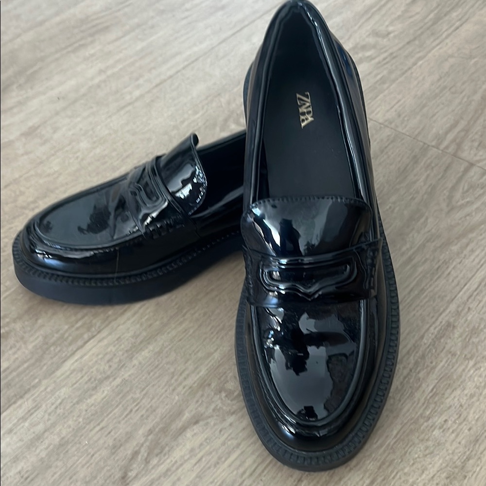 Zara Black Flats with Modern Platform